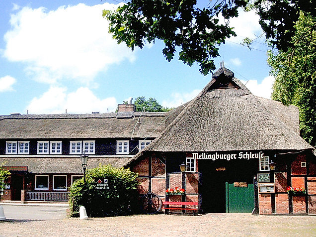 Hotel Mellingburger Schleuse Hamburg: Exterior view