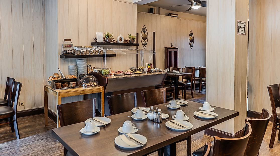 Hotel Imperial Hamburg: breakfast room