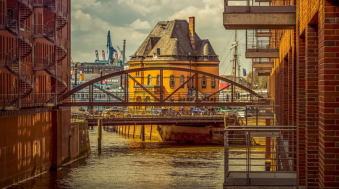 speicherstadt-poi-hafenpolizeiwache-speicherstadt-c-dam-ingo-boelter-web-2500x1500