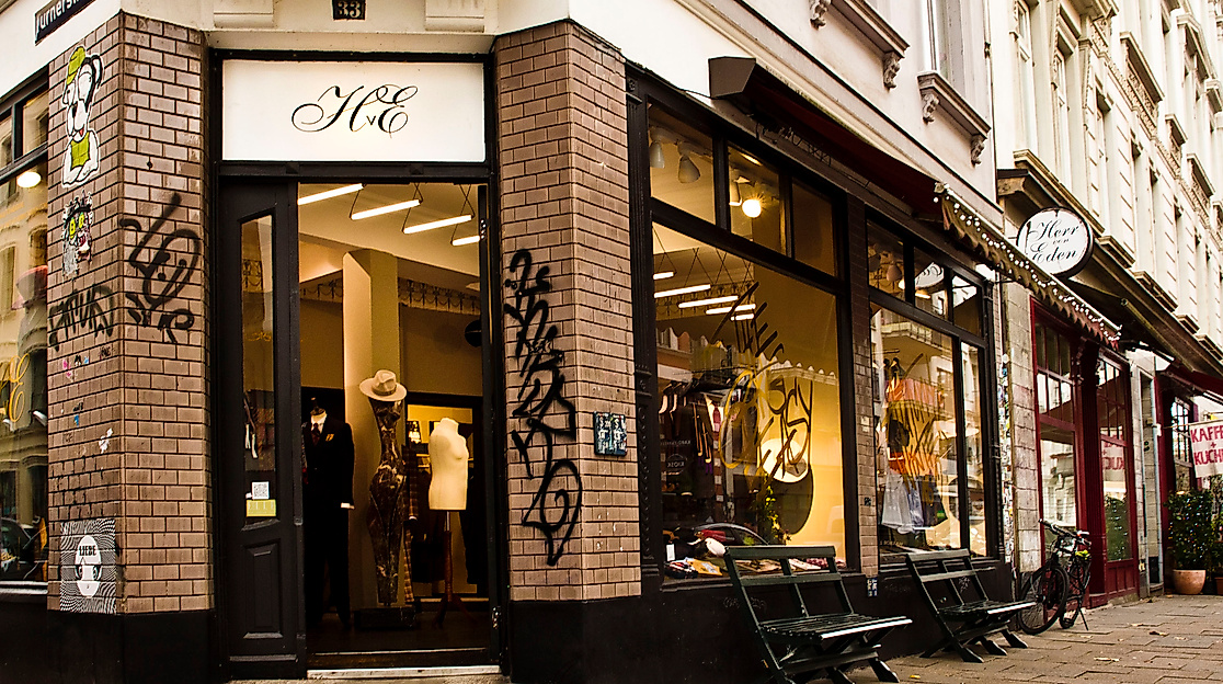 herr-von-eden_front_c-2018_tschreiber