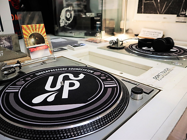 underpressure_plattenladen_c-underpressure_01