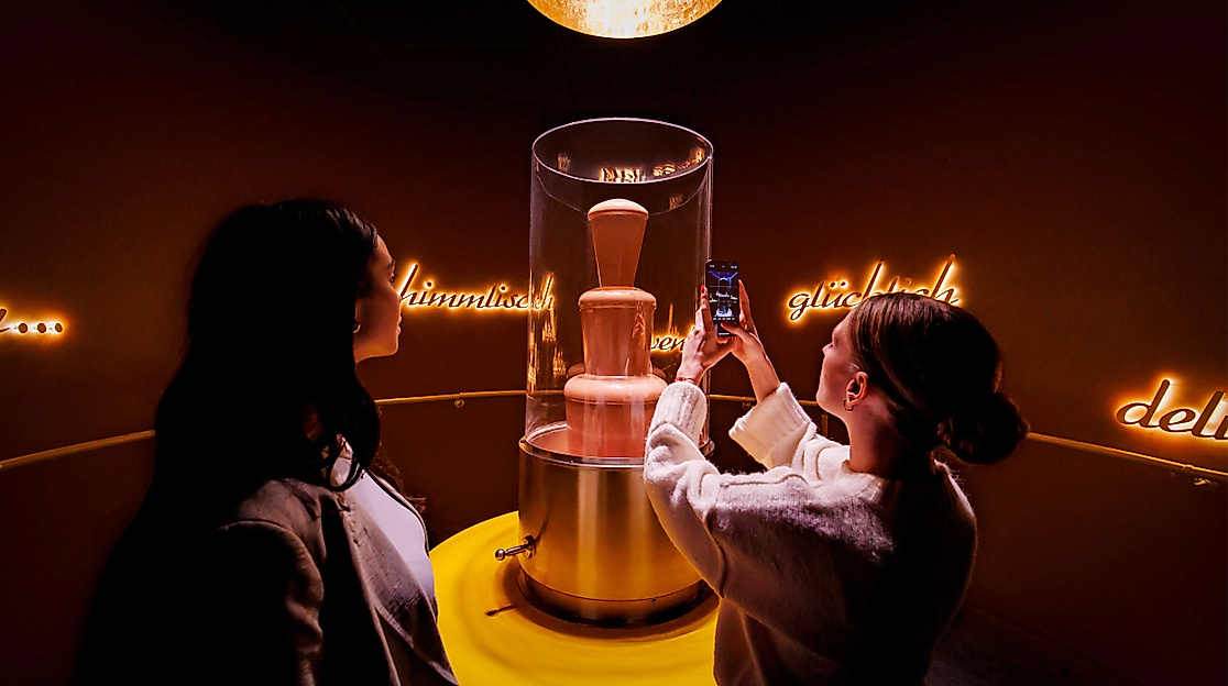 poi-chocoversum-brunnen-c-morris-mac-matzen-web-2500x1500