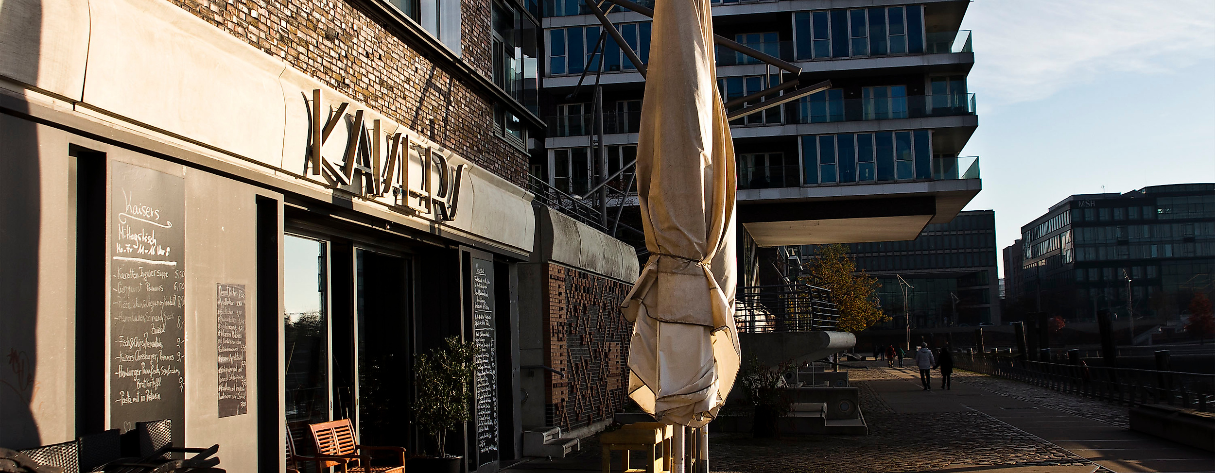 kaisers_front_c-2018_tschreiber