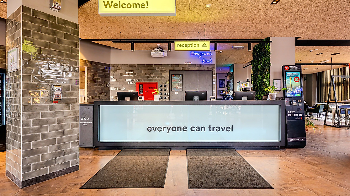Hotel A&O Hamburg Hauptbahnhof: Reception