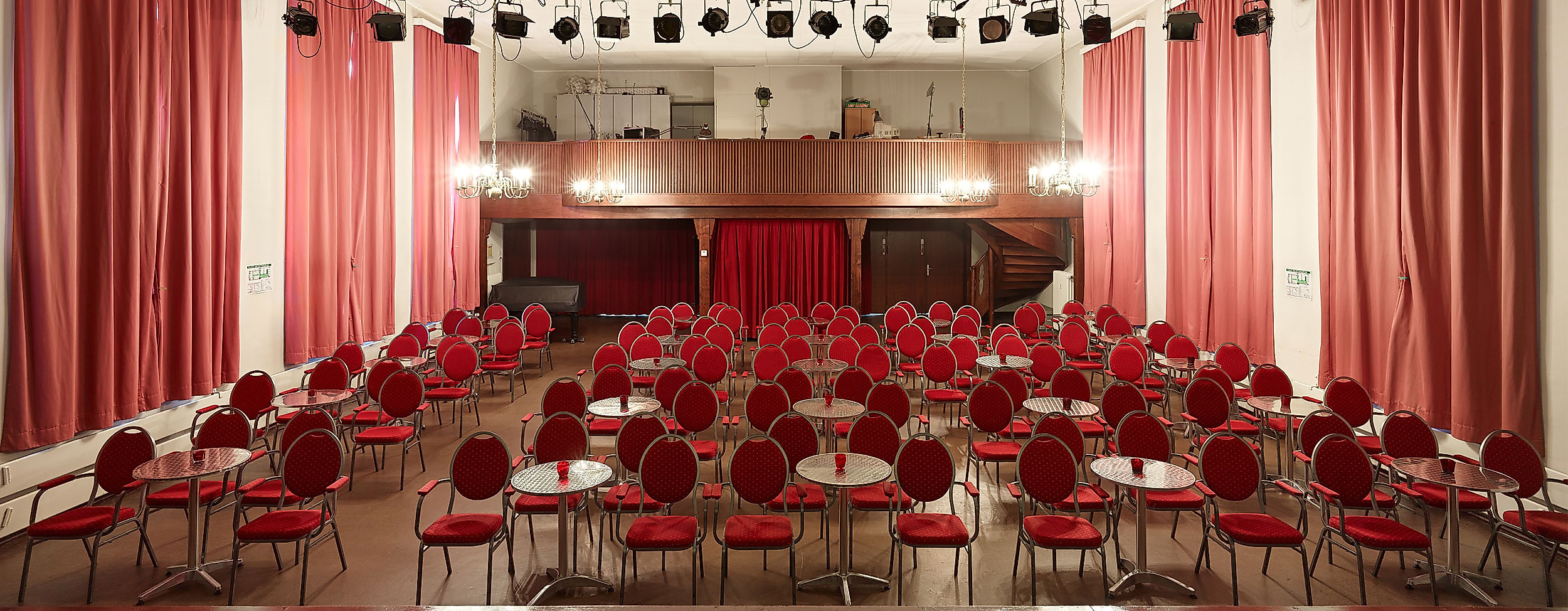 poi-das-kleine-hoftheater-saal-markus-richter-2500x1500-web