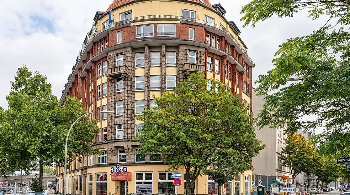 Hotel A&O Hamburg Hauptbahnhof: exterior view