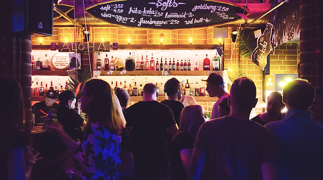 freundlich-und-kompetent_c-jonas-walzberg-2