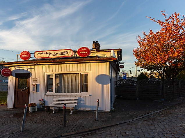 lee_maas_timo_sommer_wilhelmsburg_veddel_veddeler_fischgaststaette_3000px_argb_600