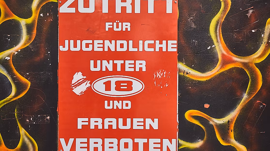 reeperbahn-herbertstrasse_c-2018-thisisjulia-photography-1