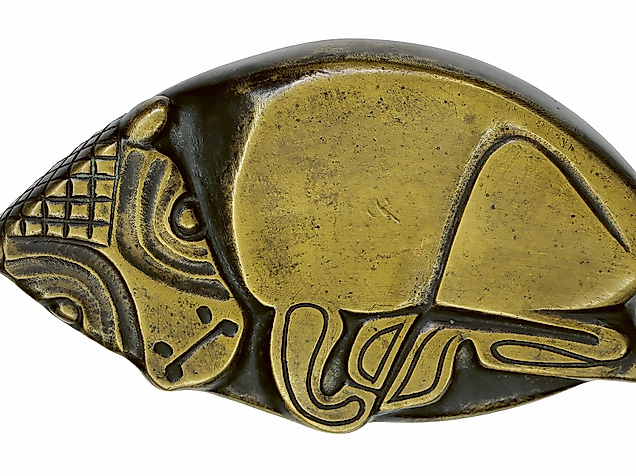 Ewald Mataré: Reclining Calf, 1944, bronze, Museum Kurhaus Kleve – Dauerleihgabe des Freundeskreises Museum Kurhaus Kleve und Koekkoek-Haus e.V., erworben mit Unterstützung der Sonja Mataré-Stiftung