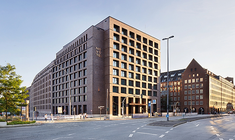 Novotel Hamburg Central Station: Exterior view