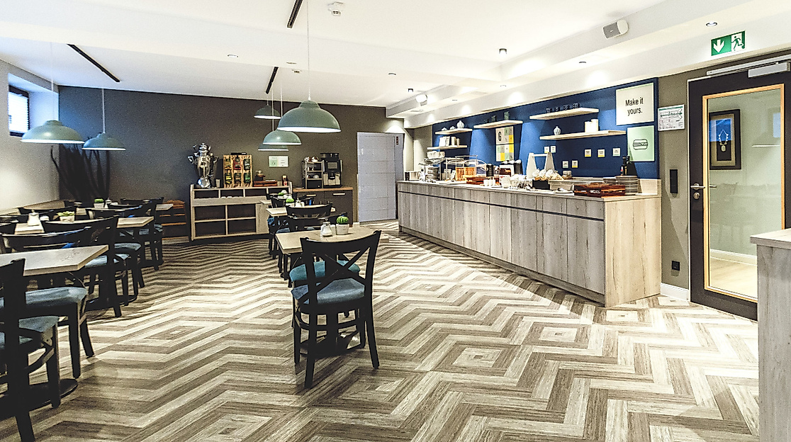 Garner Hotel Hamburg - Nord: breakfast buffet