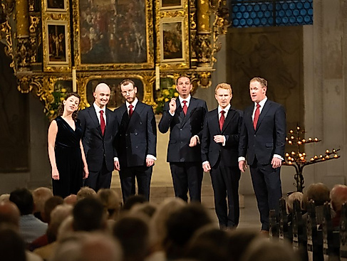 The Queen’s Six