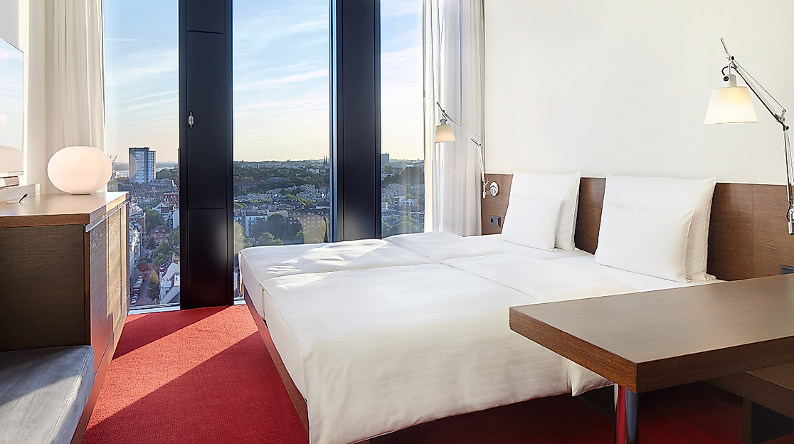 Empire Riverside Hotel Hamburg: Upside room