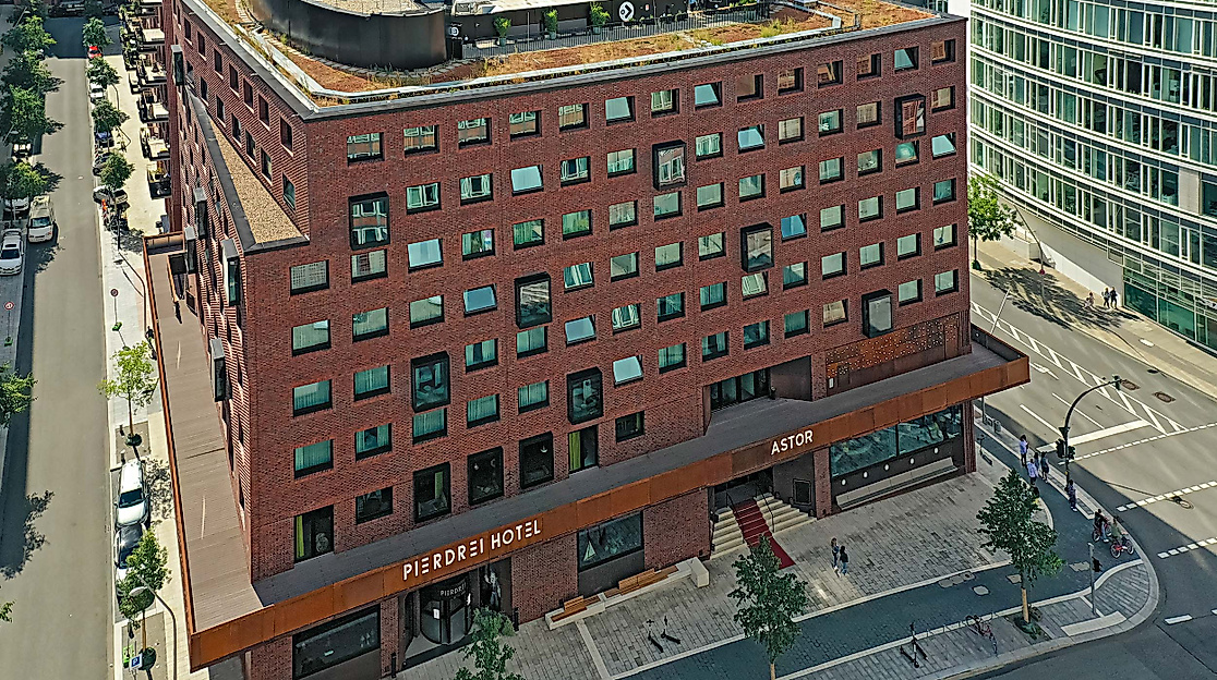 Hotel PIER DREI: Exterior view