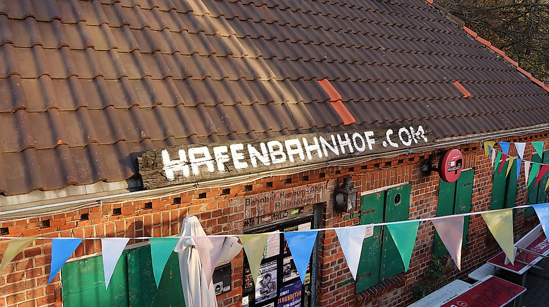 hafenbahnhof_c-2018-hamburg-tourismus-gmbh-johanna-nickel_02