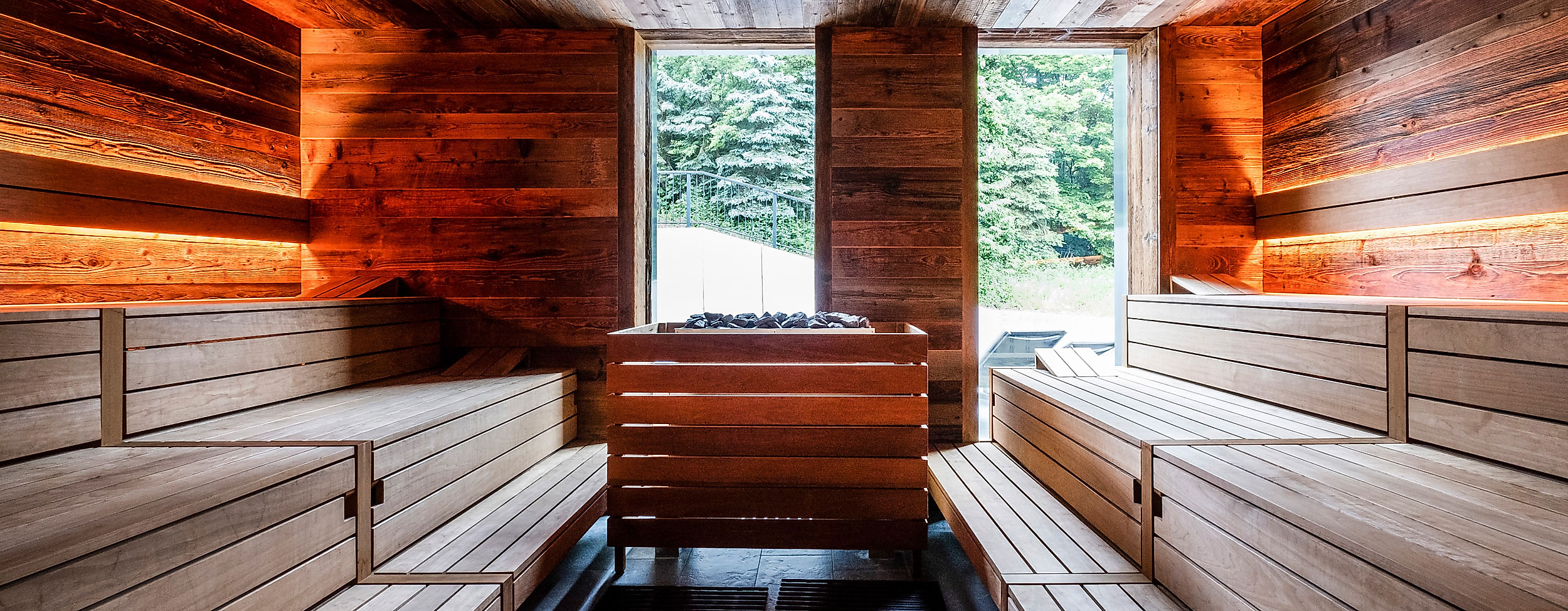 poi-hotel-breitenburg-finnsauna-foto-a.haug-web-2500x1500