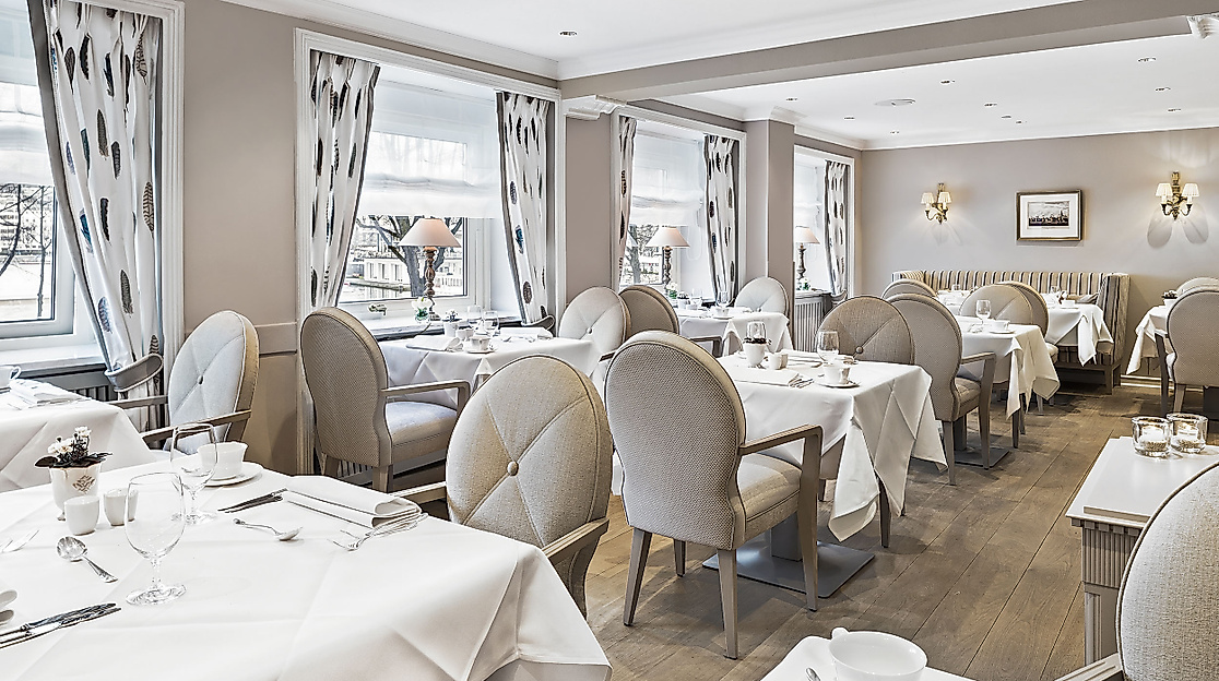 Fairmont Hotel Vier Jahreszeiten: breakfast