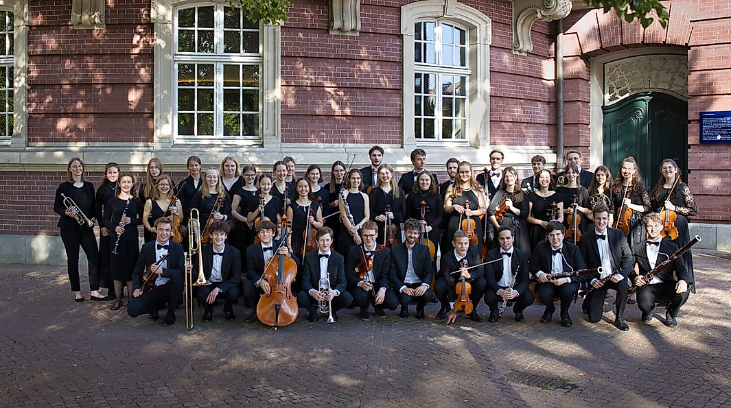 Jugend-Sinfonieorchester Ahrensburg / Sönke Grohmann