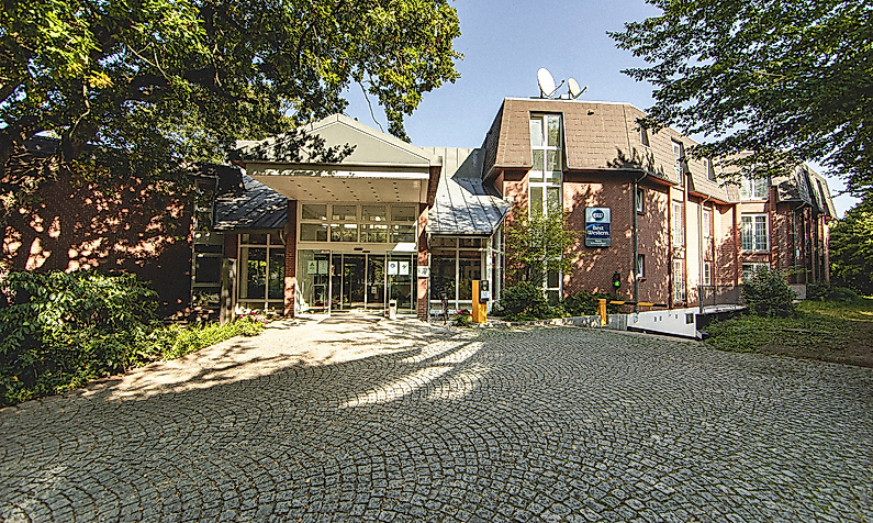 PAZA INN Schmöker Hof: Exterior View