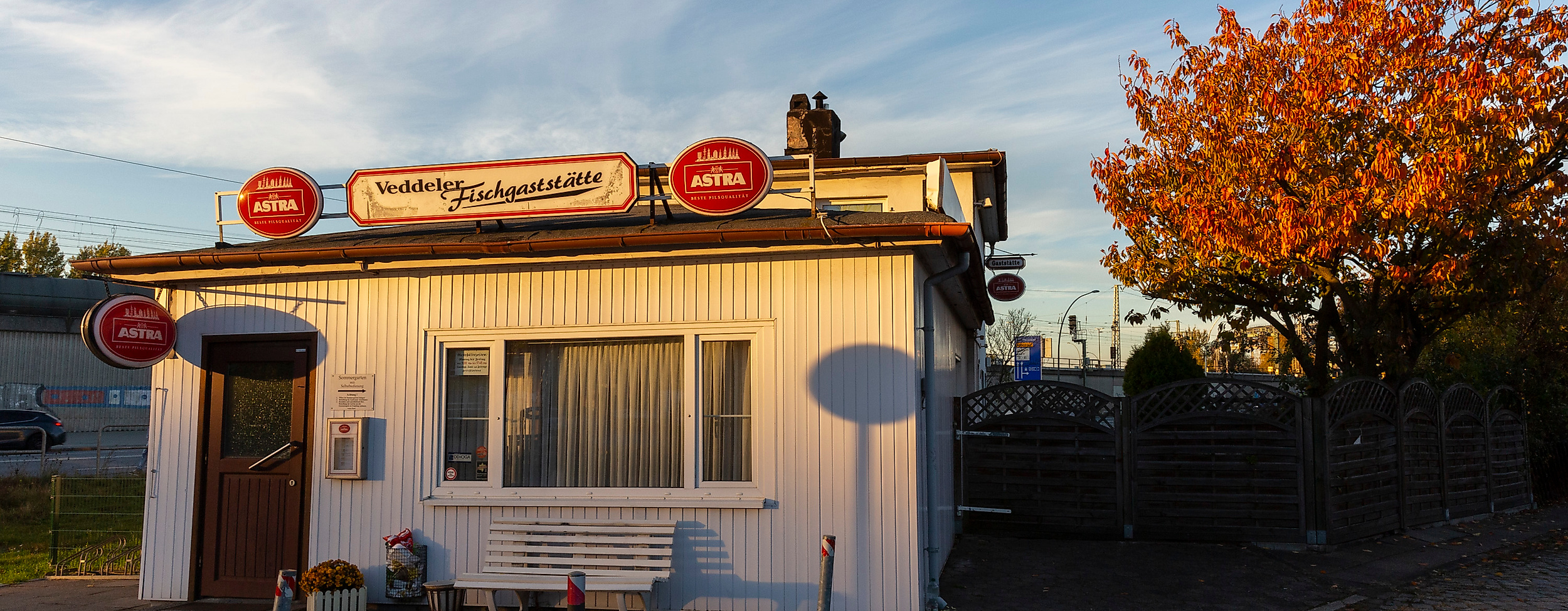 lee_maas_timo_sommer_wilhelmsburg_veddel_veddeler_fischgaststaette_3000px_argb_600